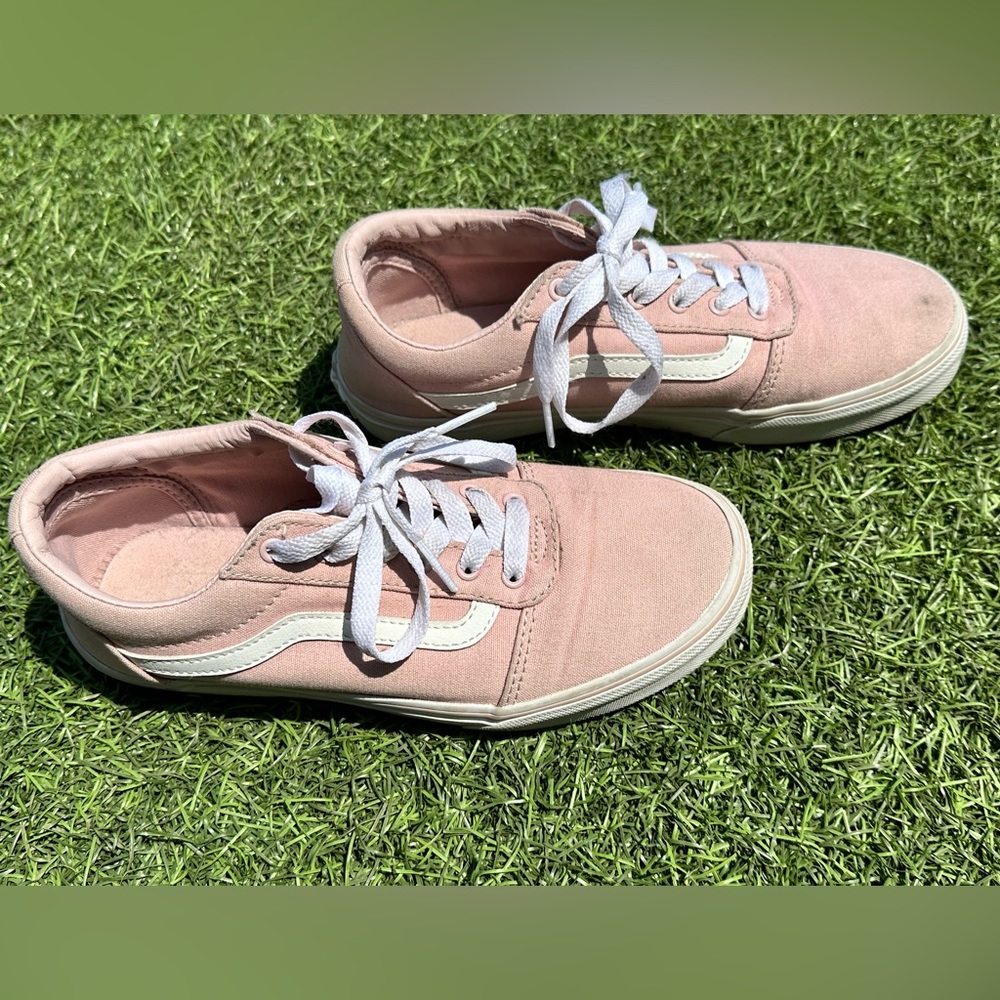 Vans US Missy shoes size 4.5, pink suede, xlnt condition, stain on top see pics
